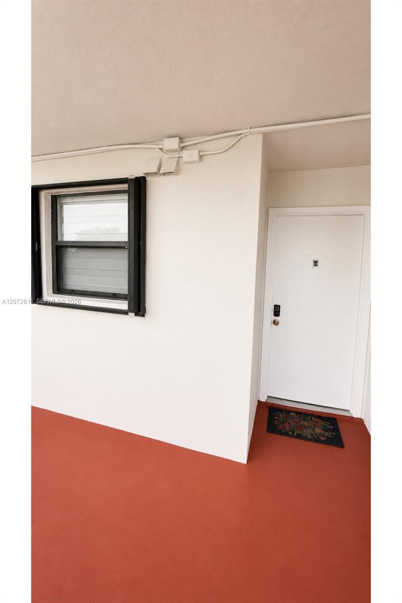 A12072616 Property Photo 4