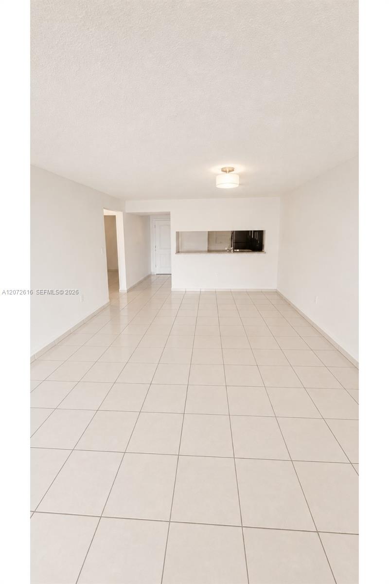 A12072616 Property Photo 7