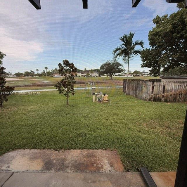 19229 E Lake Drive Property Photo 17