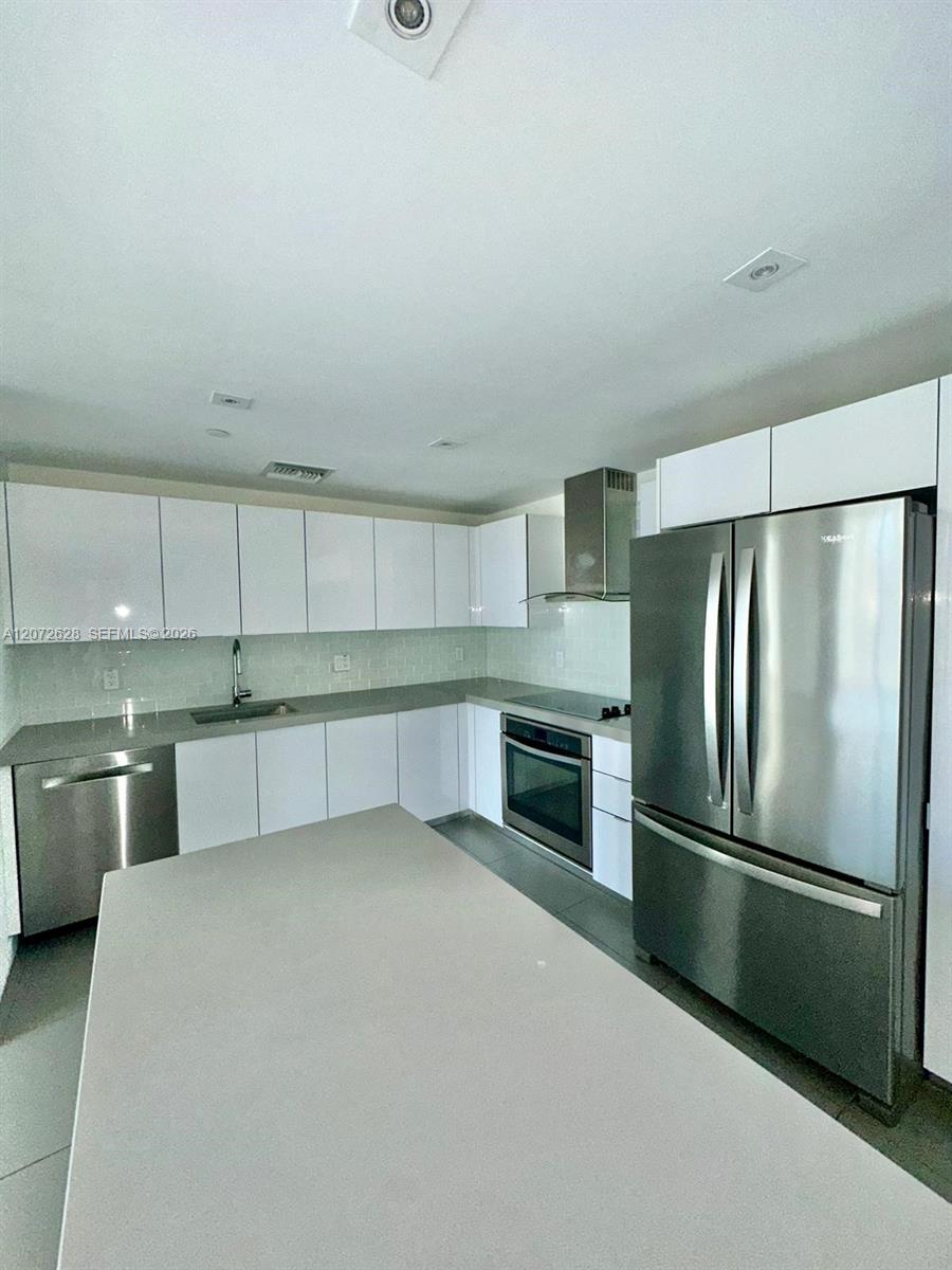 1600 Ne 1st Avenue 2108 Property Photo 4