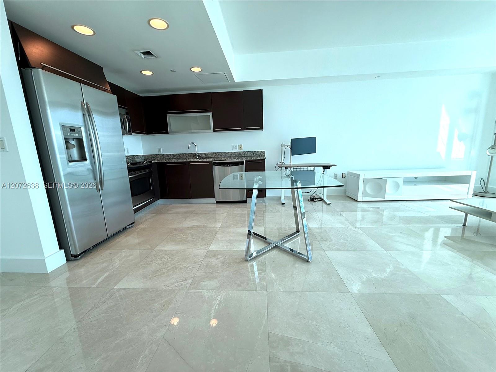 950 Brickell Bay Drive 3709 Property Photo 5