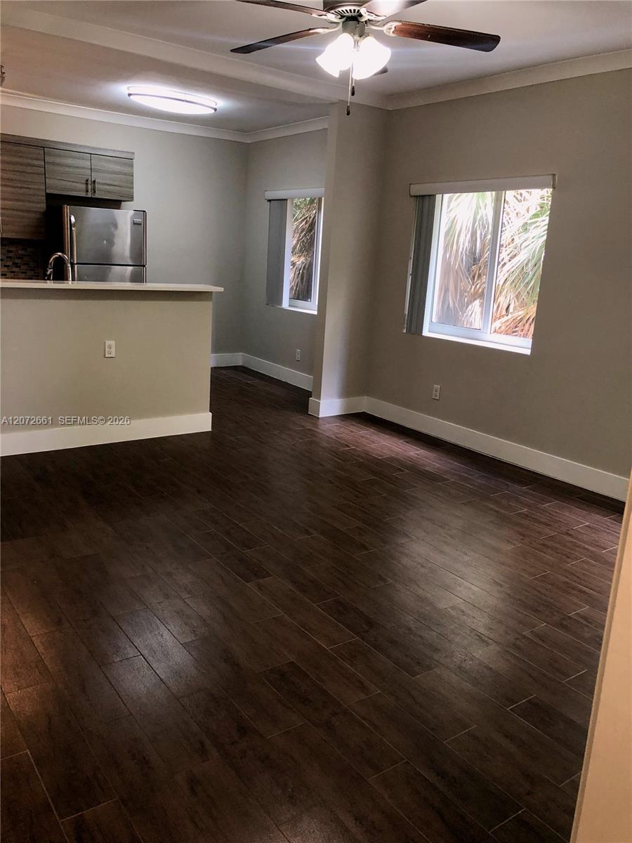 222 Sidonia Avenue 12 Property Photo 6