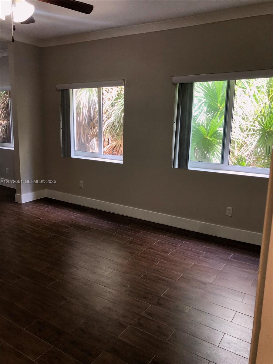 222 Sidonia Avenue 12 Property Photo 7
