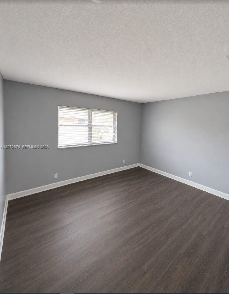 537 Sw 2nd Place 1-3 Property Photo 18
