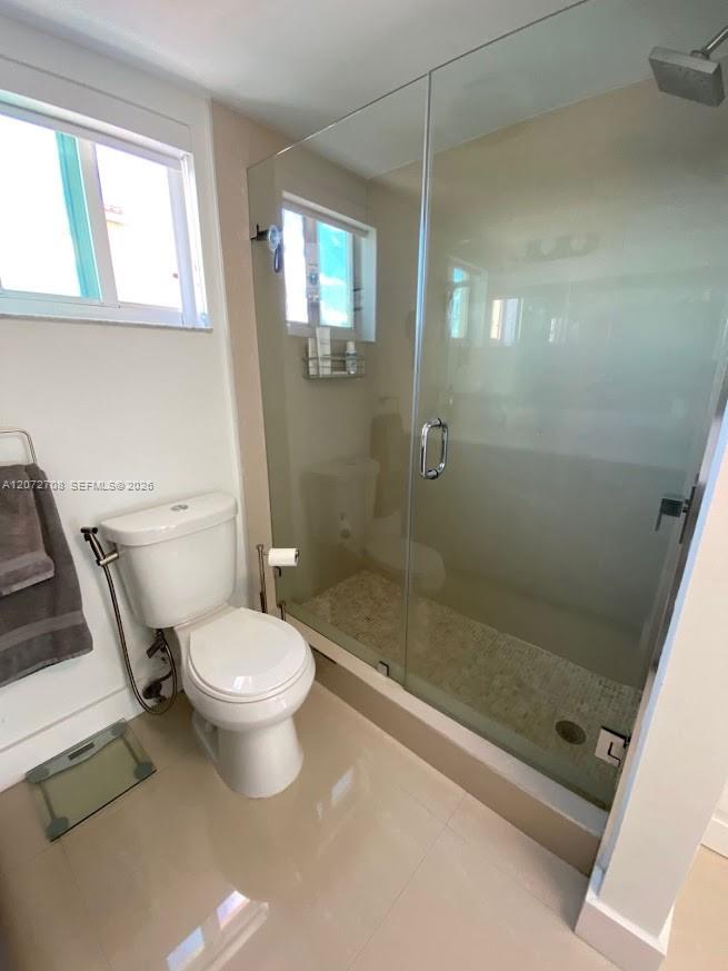 8888 Collins Avenue 512 Property Photo 12