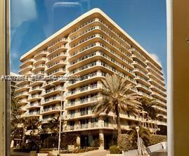 8855 Collins Avenue 5b Property Photo 12