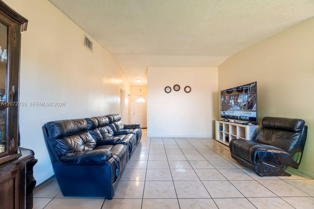 20404 Nw 27th Court Property Photo 2