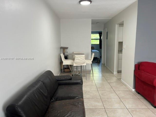 5610 Ne 18th Avenue 6 Property Photo 2