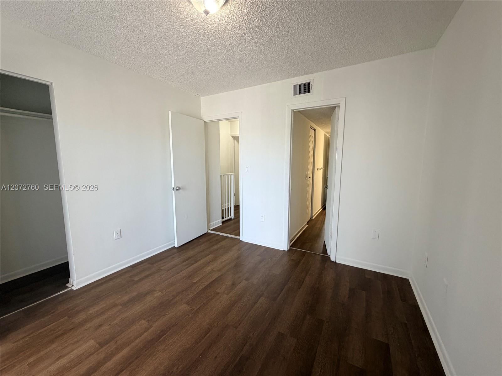 2710 W 76th Street 206 Property Photo 13