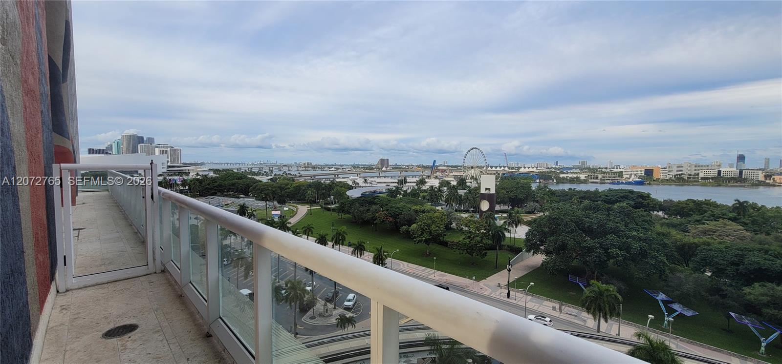 50 Biscayne Boulevard 5202 Property Photo 31