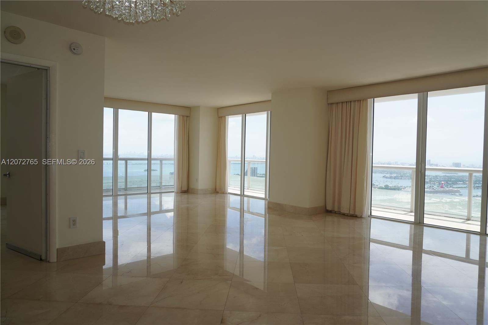 50 Biscayne Boulevard 5202 Property Photo 63