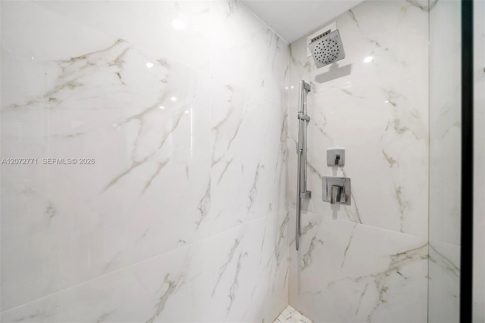 345 Ocean Drive 610 Property Photo 14