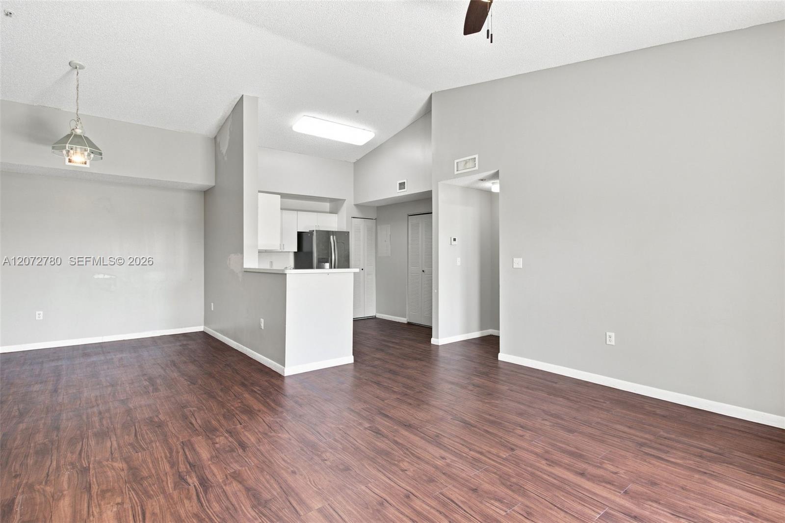 6976 Sw 39th Street G304 Property Photo 5