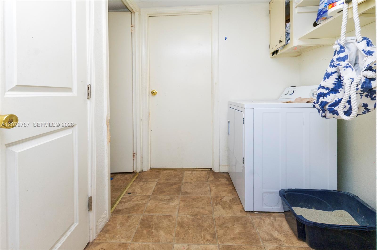 22387 Panorama Street Property Photo 9