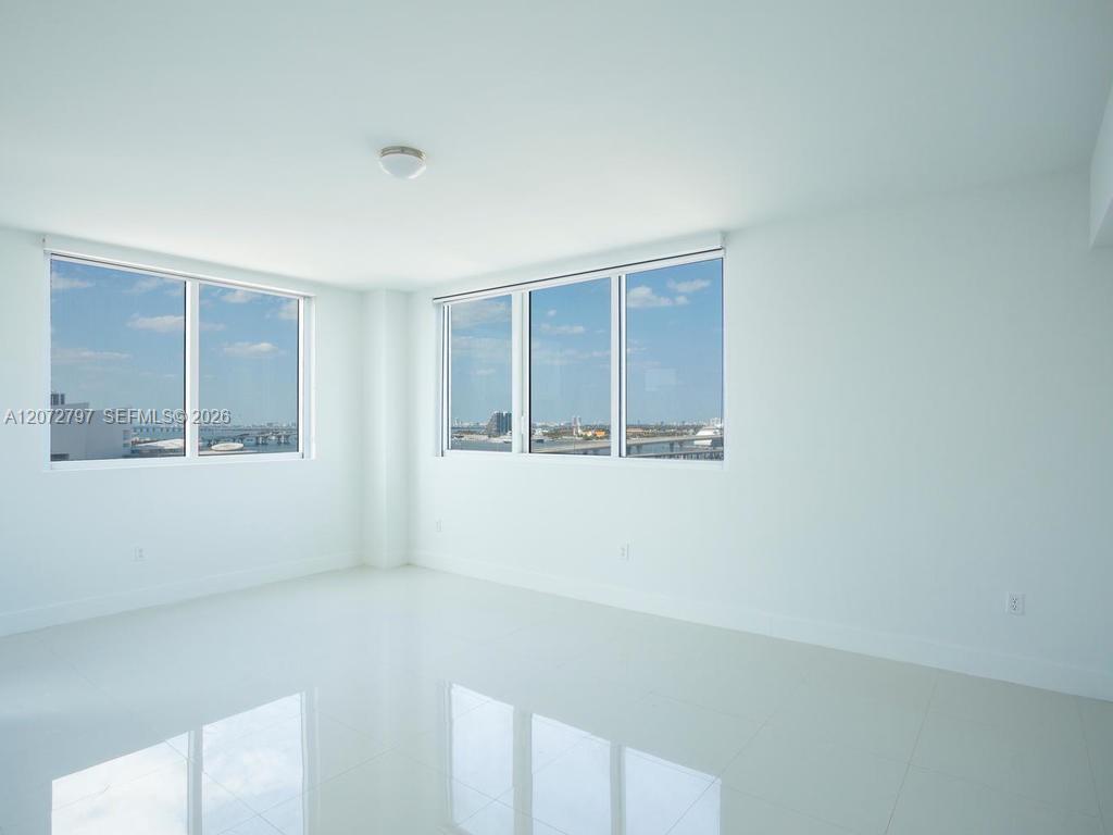244 Biscayne Boulevard 2402 Property Photo 10