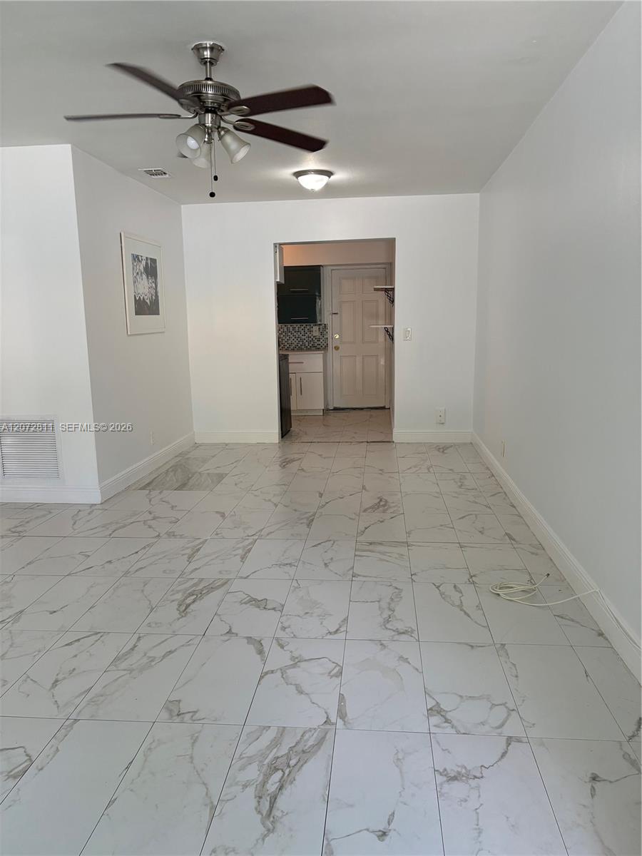 2 Ne 45th Street 4 Property Photo 5