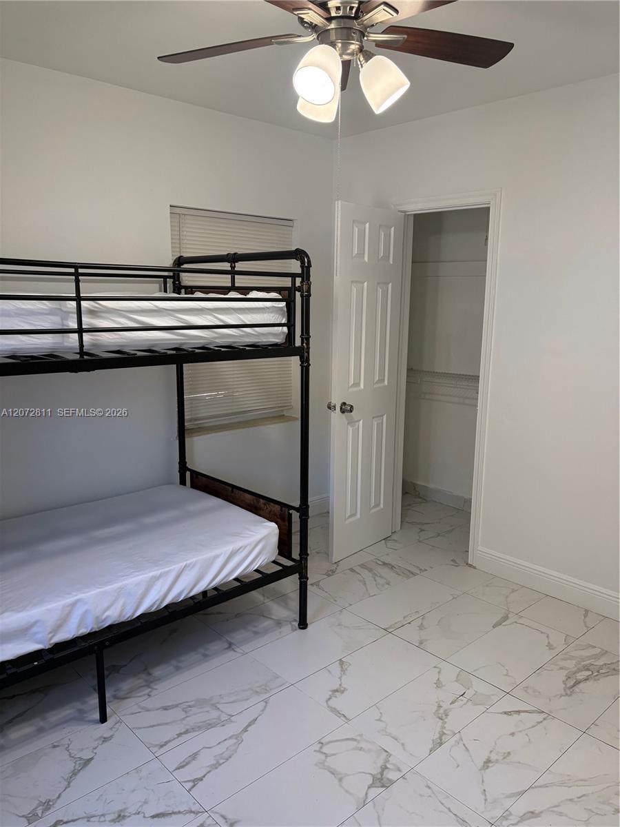 2 Ne 45th Street 4 Property Photo 8