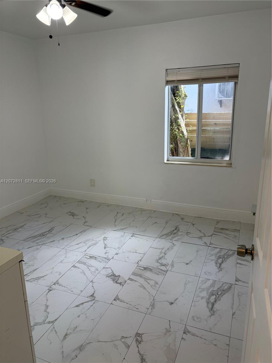 2 Ne 45th Street 4 Property Photo 13