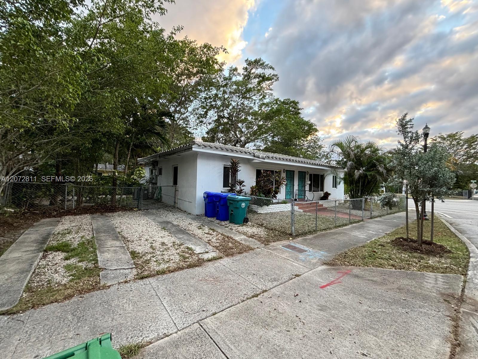 2 Ne 45th Street 4 Property Photo 16