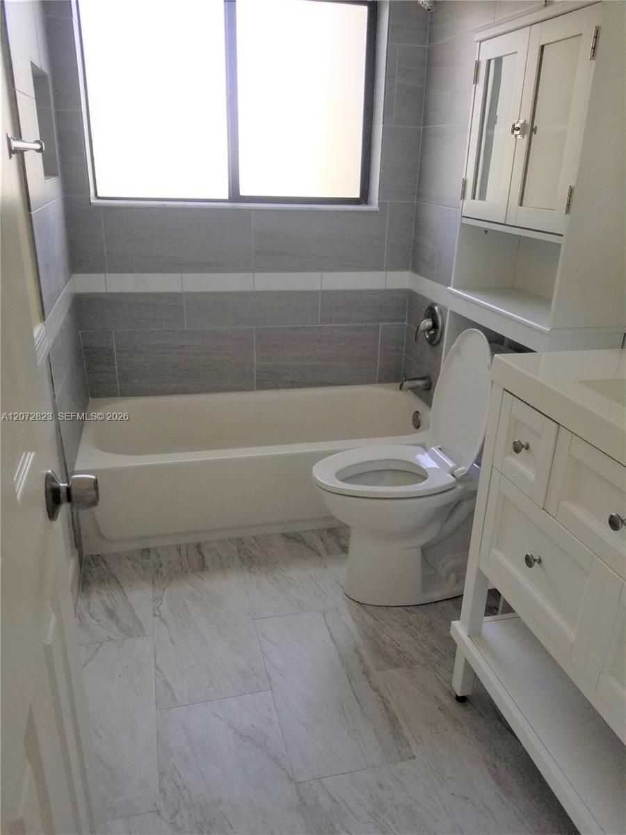 11334 Royal Palm Boulevard 11334 Property Photo 8