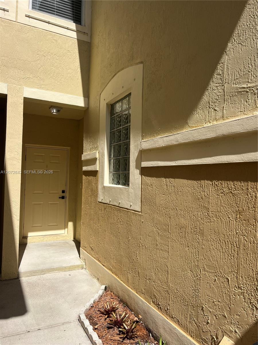 2445 Pasadena Way Property Photo 2