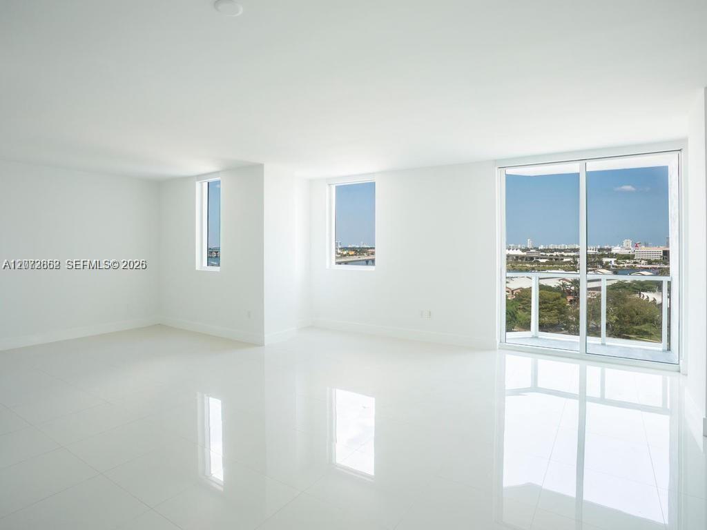 244 Biscayne Boulevard 1202 Property Photo 2