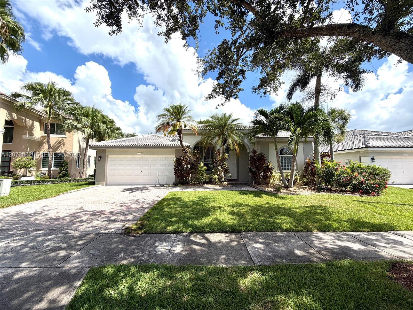 16747 Nw 10th Street Property Photo 1