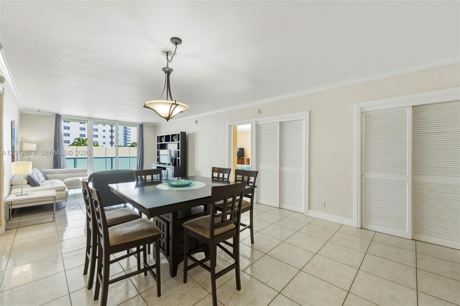 3901 S Ocean Drive 3e Property Photo 3