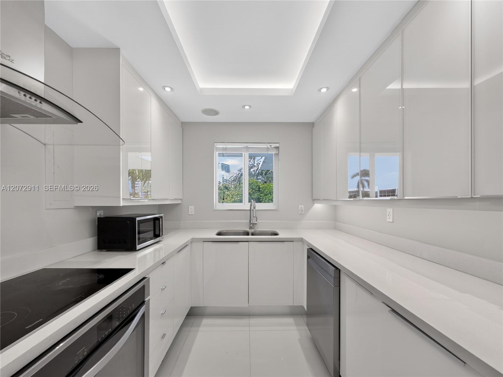 10190 Collins Avenue 204 Property Photo 10