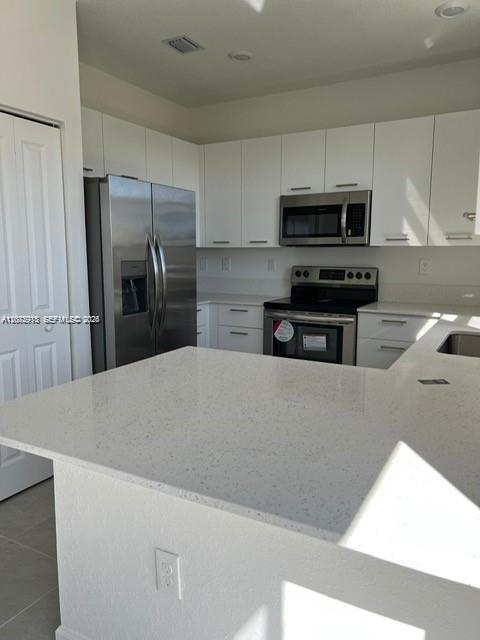12663 Nw 24th Avenue Property Photo 8