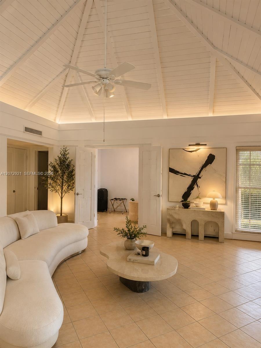 5700 White Hickory Circle Property Photo 10