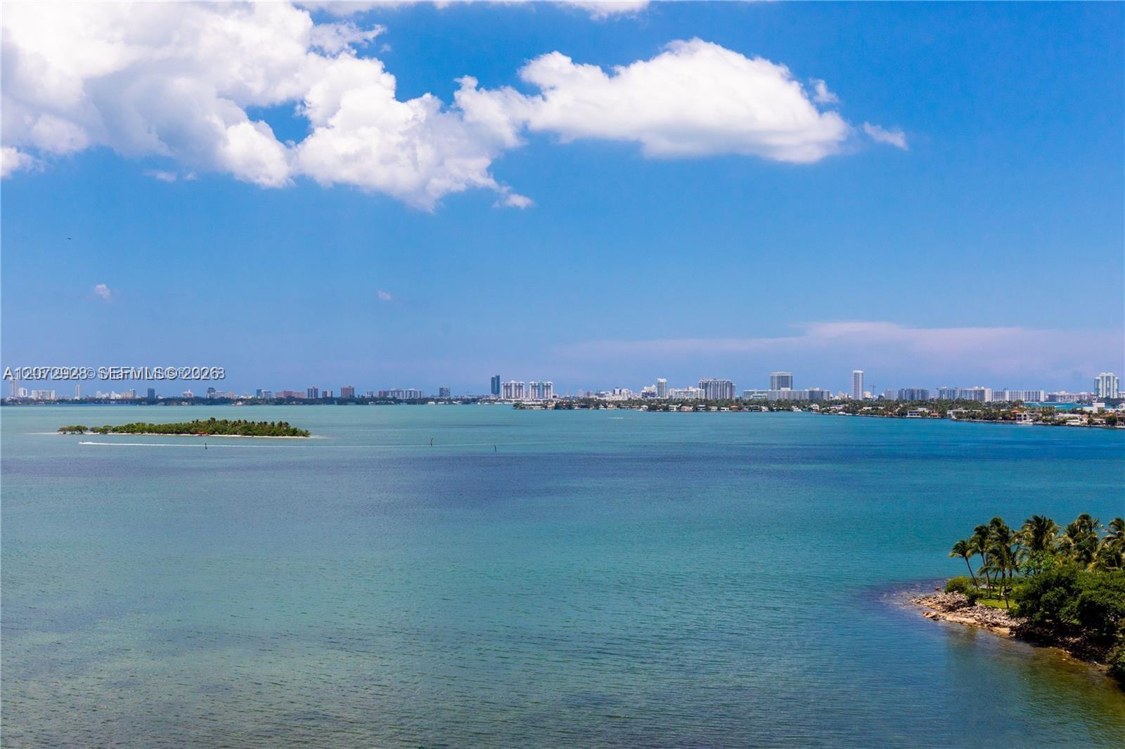 2020 N Bayshore Drive 1009 Property Photo 16