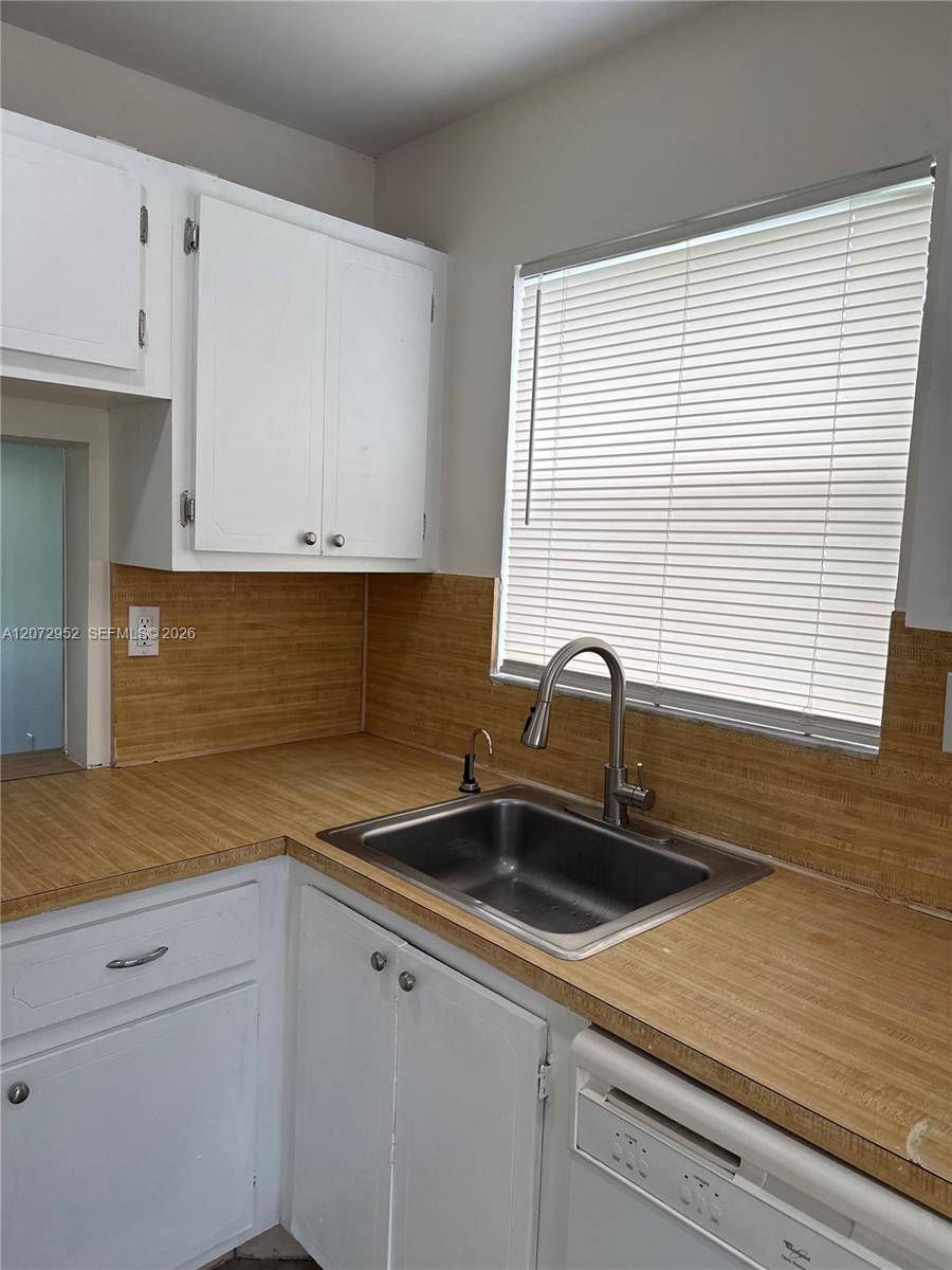 8380 Sands Point Boulevard J310 Property Photo 4