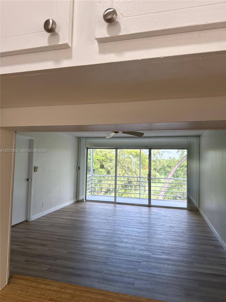 8380 Sands Point Boulevard J310 Property Photo 7