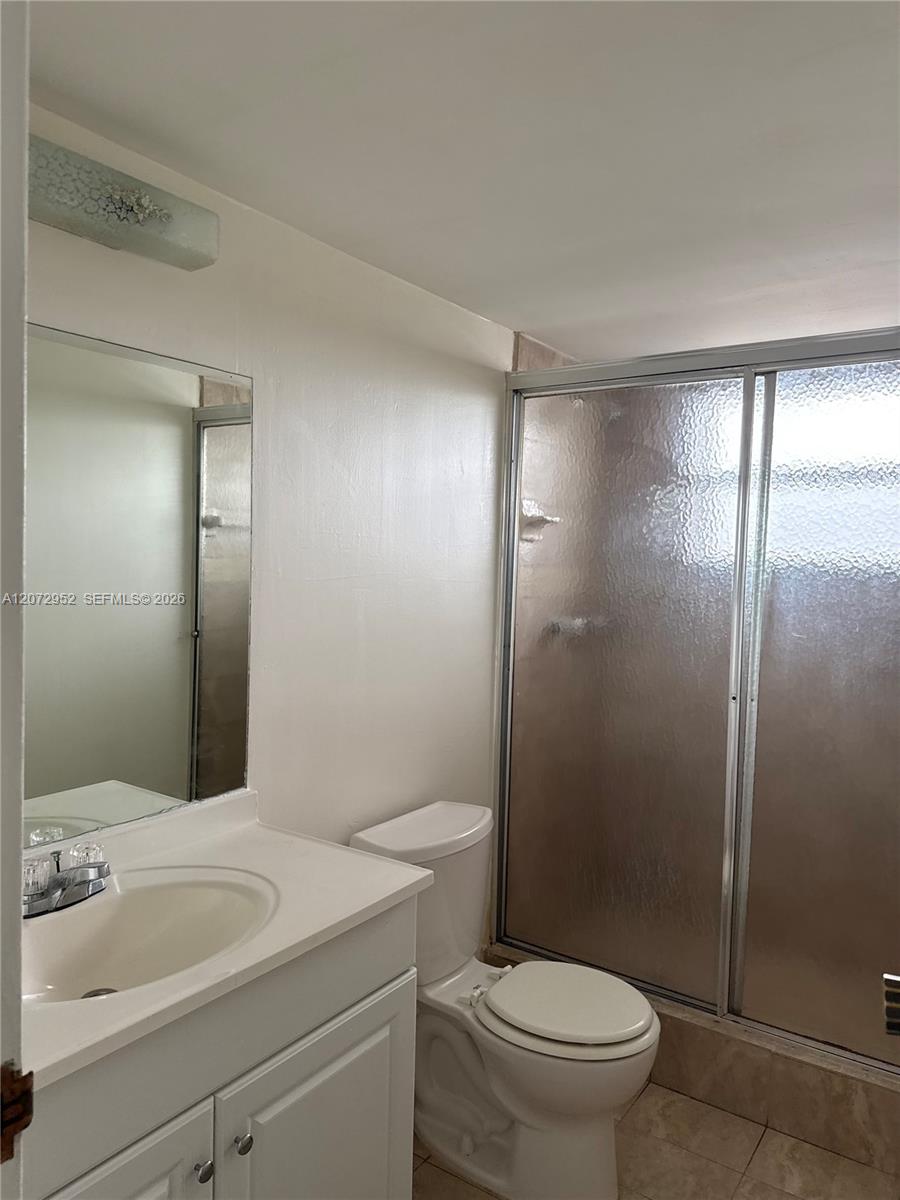 8380 Sands Point Boulevard J310 Property Photo 9