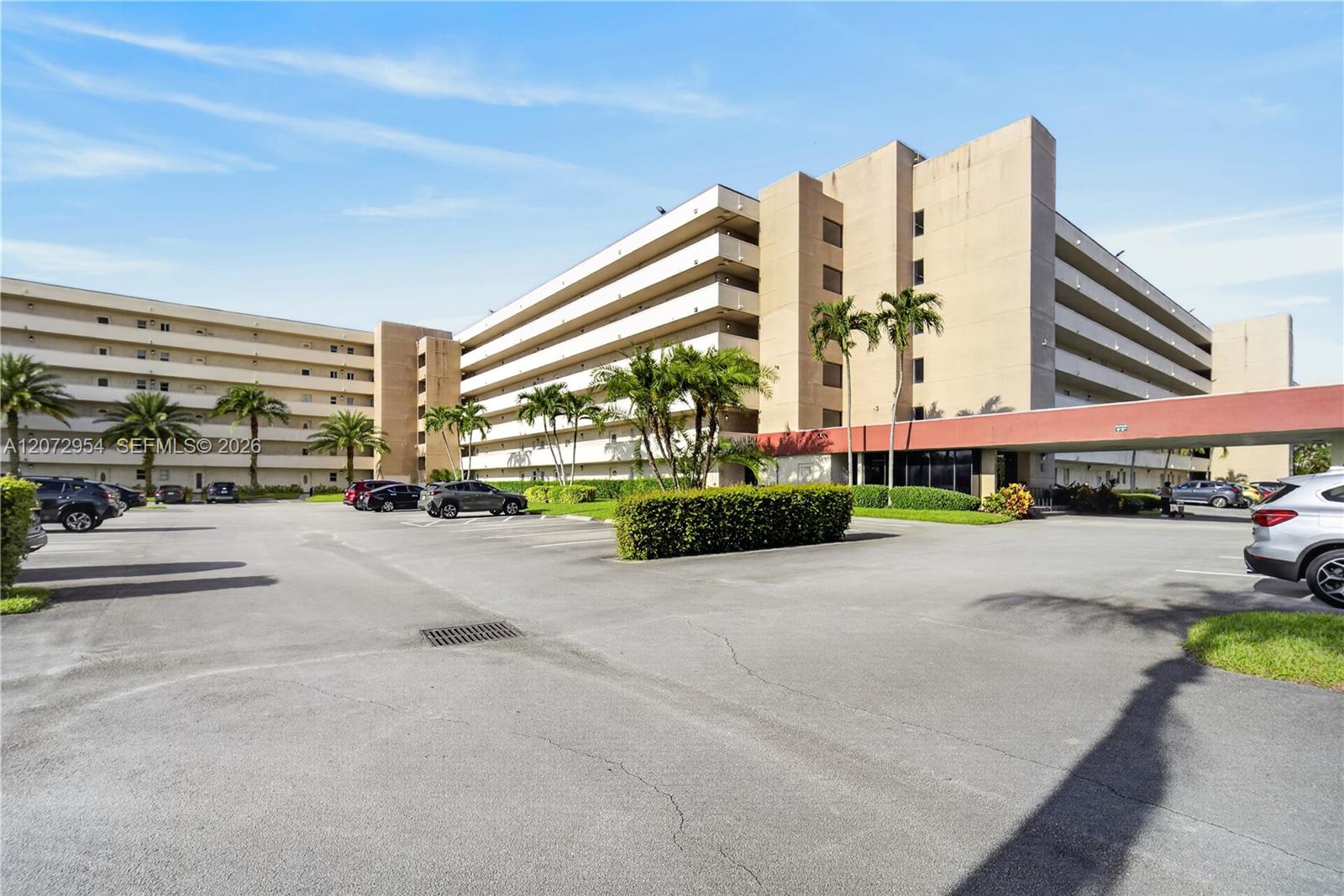 8900 Washington Boulevard 409 Property Photo 2
