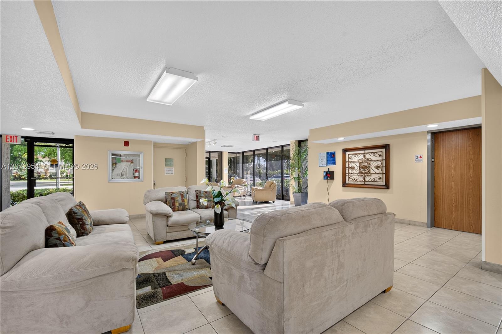 8900 Washington Boulevard 409 Property Photo 10