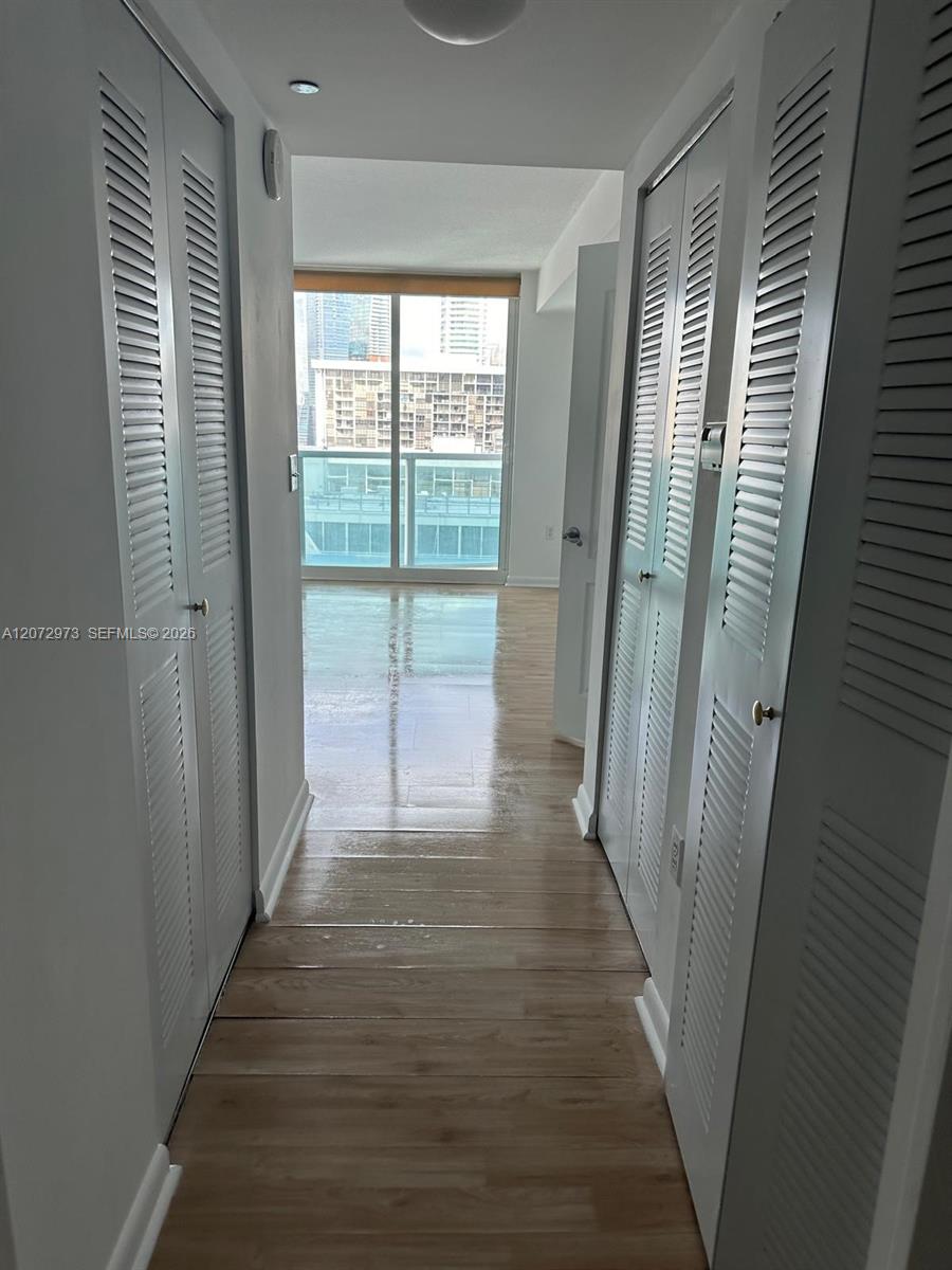 2101 Brickell Avenue 1902 Property Photo 8