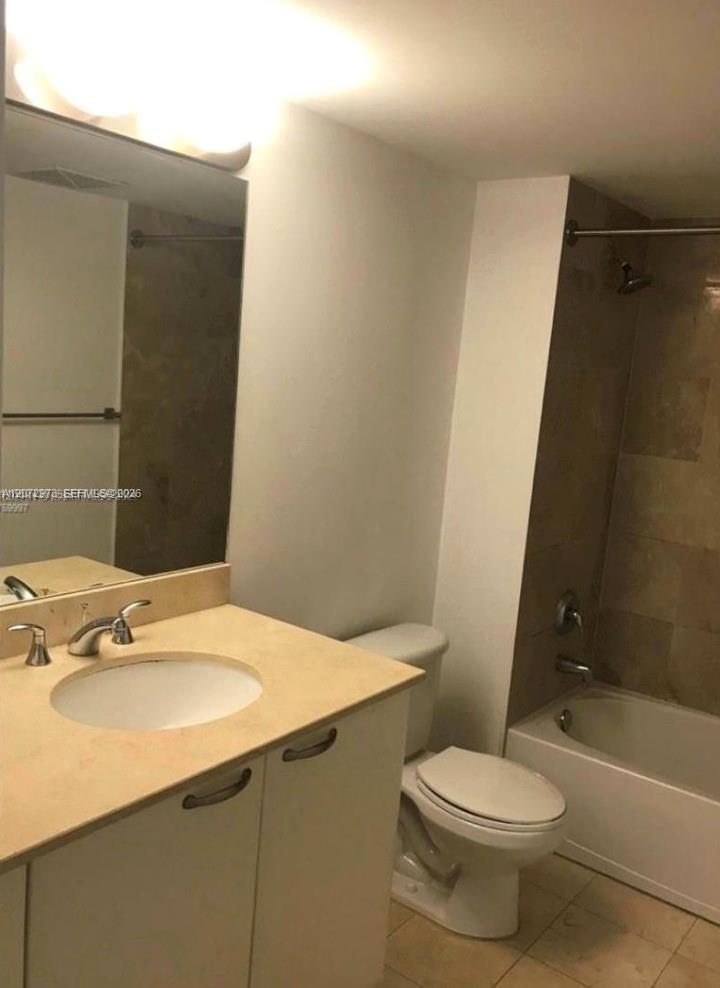 2101 Brickell Avenue 1902 Property Photo 15