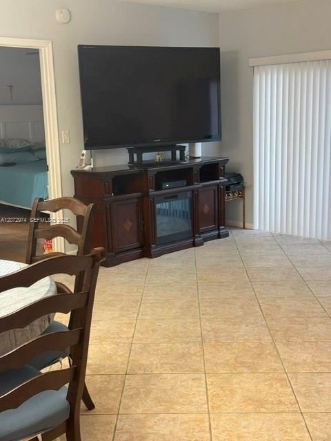 A12072974 Property Photo 8