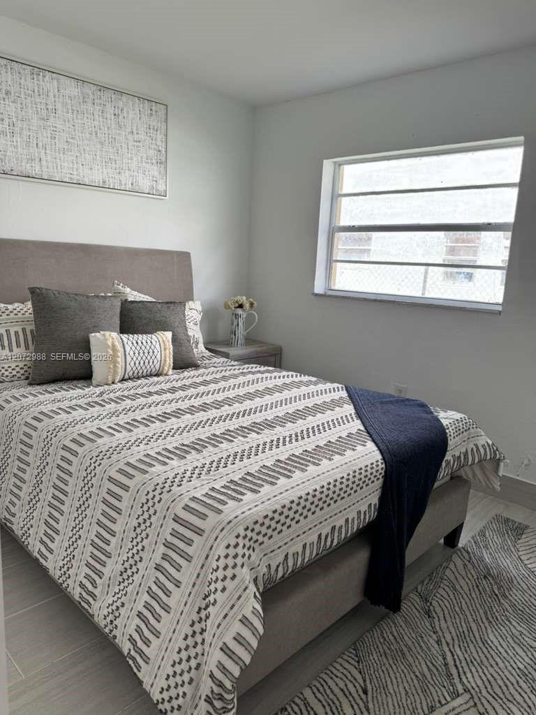 955 W 74 Street 207 Property Photo 5