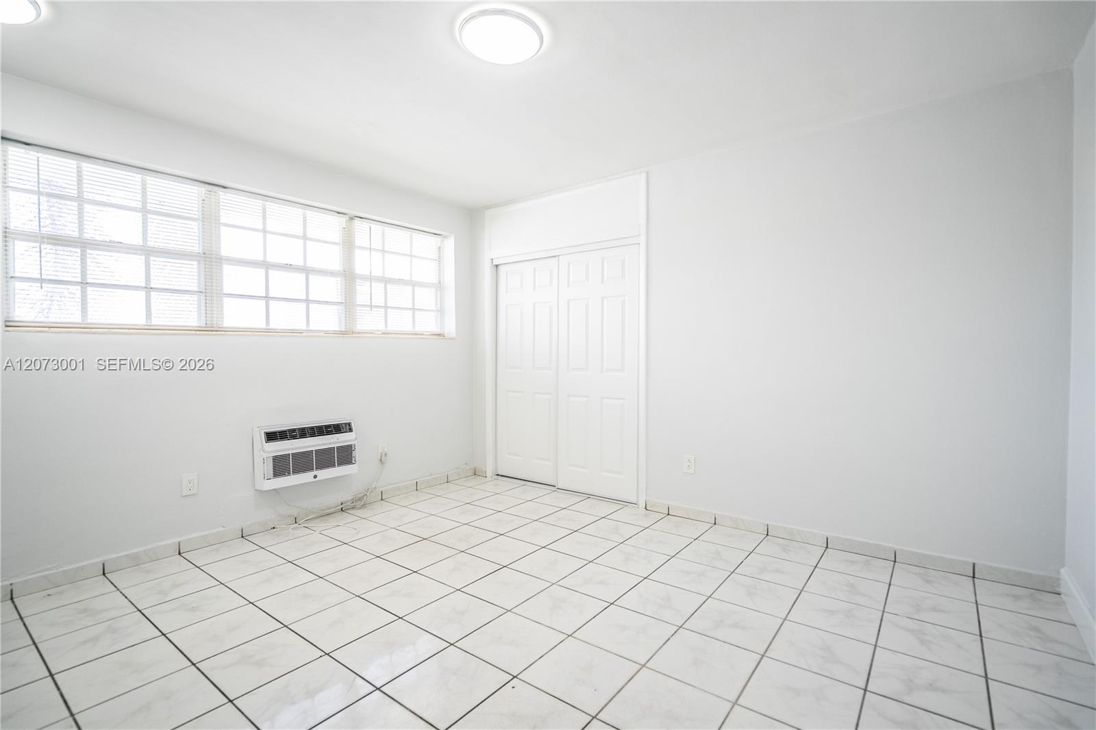 1940 Bay Drive 6 Property Photo 6