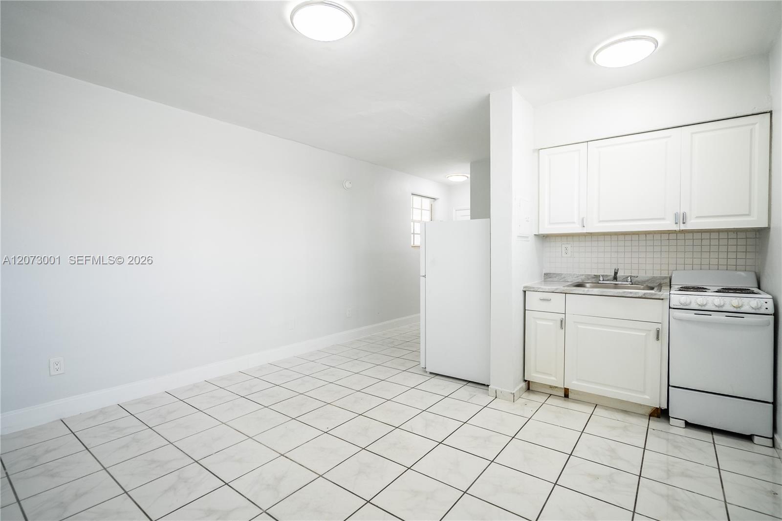 1940 Bay Drive 6 Property Photo 7