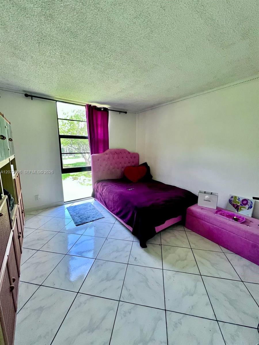 A12073016 Property Photo 8