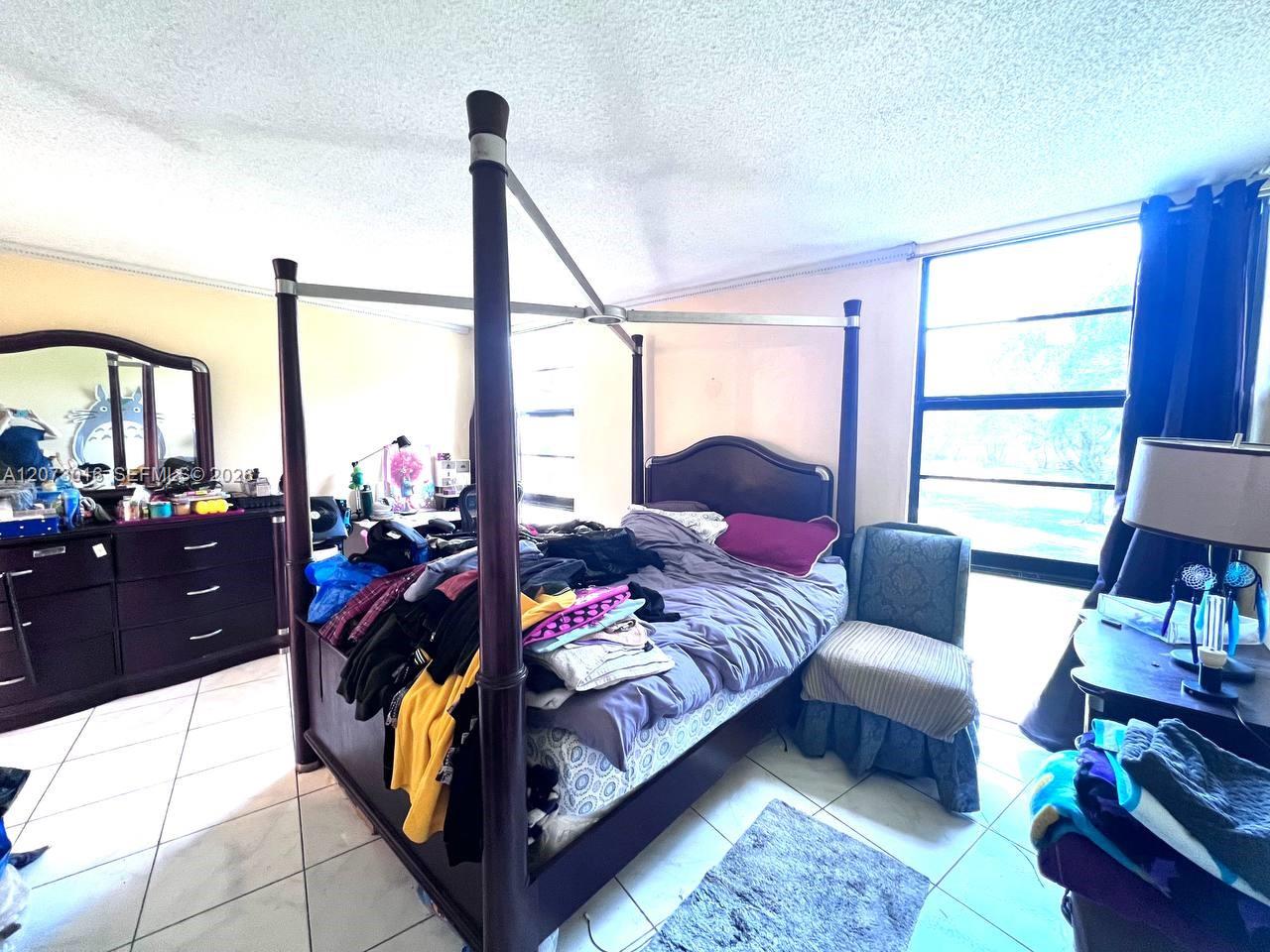 A12073016 Property Photo 23