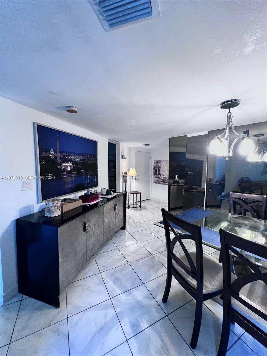 A12073016 Property Photo 26