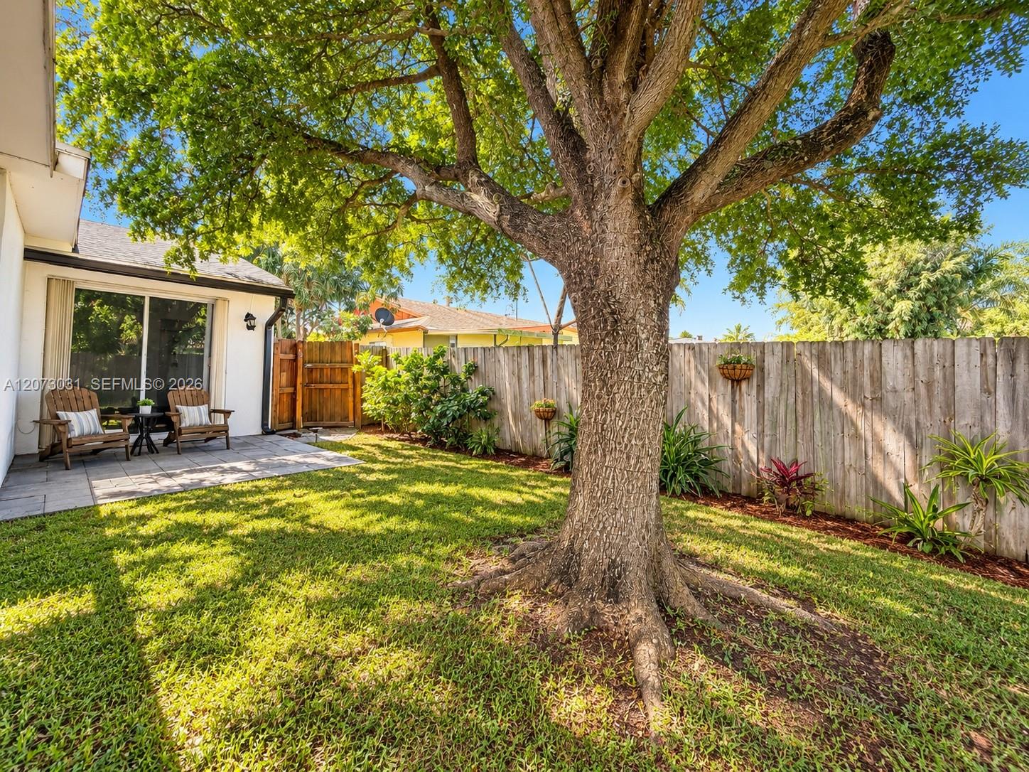 4555 Arthur Street Property Photo 10
