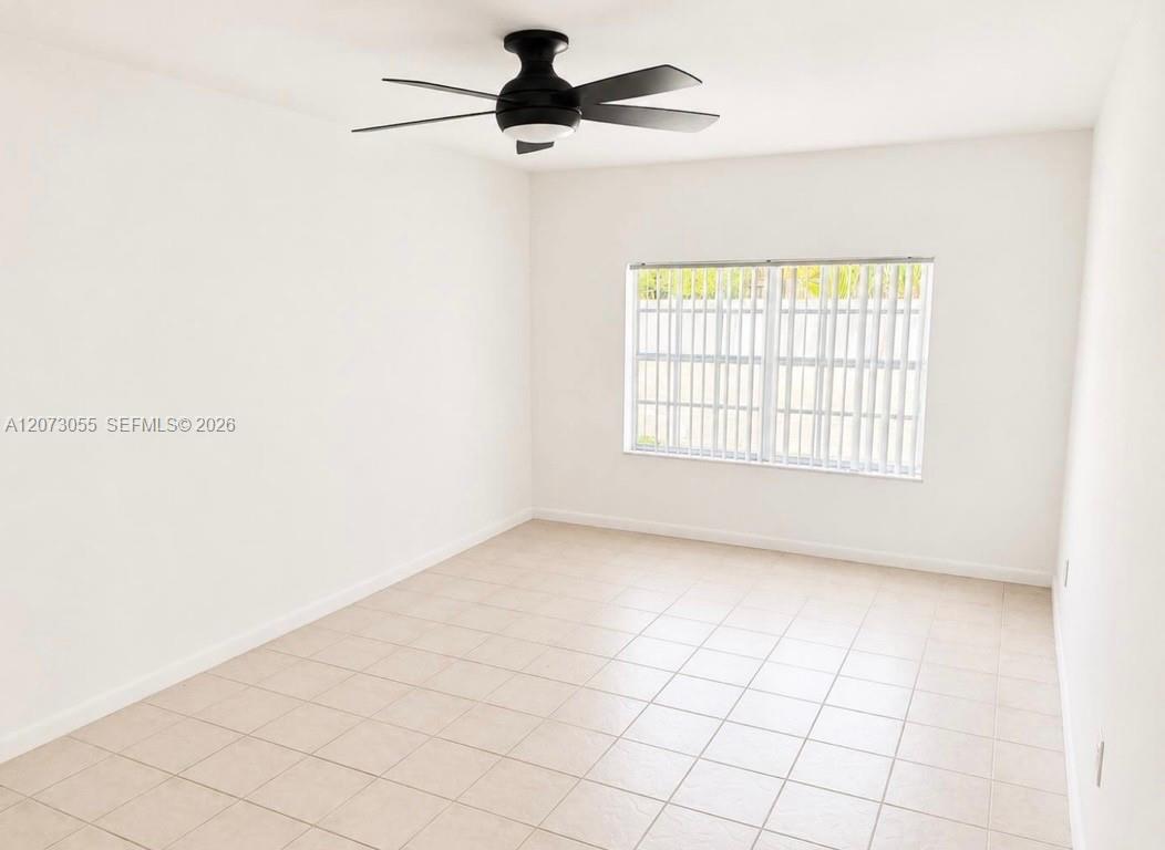 A12073055 Property Photo 8