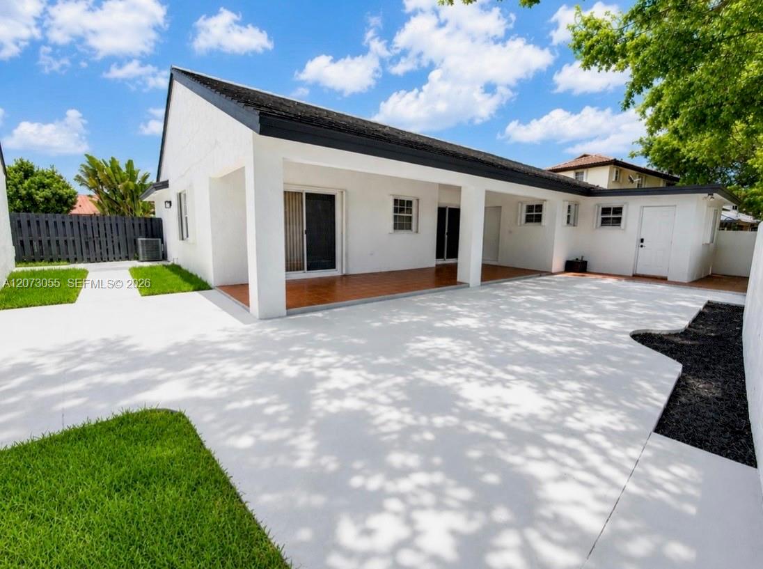 A12073055 Property Photo 16