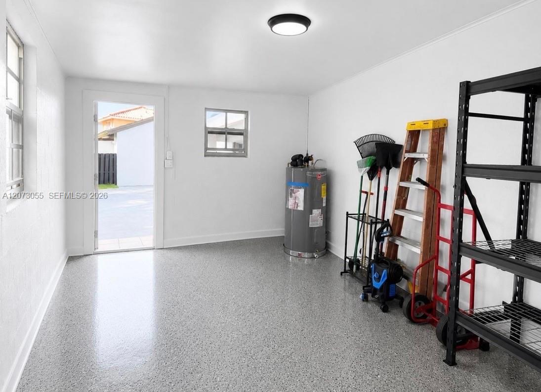 A12073055 Property Photo 17